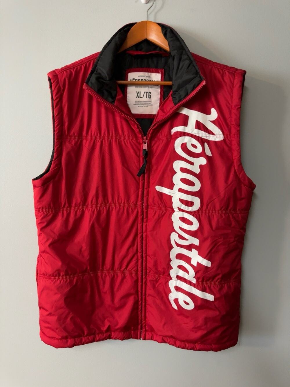 Aeropostale Puffer Vest Mens XL Red Full Zip Insulated Spell Out Lightweight